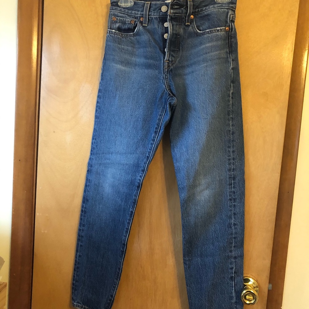 Levi wedgie jeans